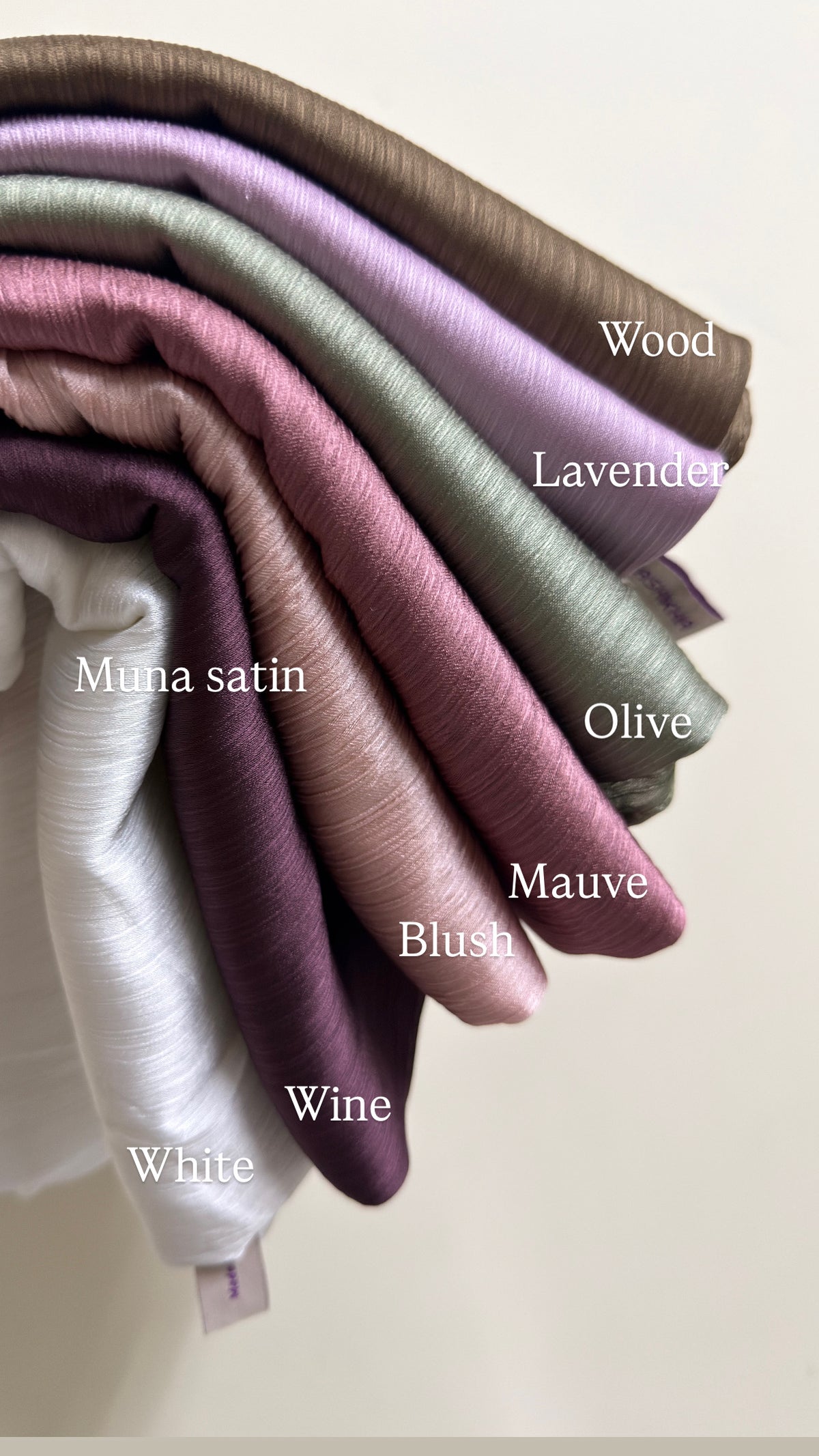 MUNA SATIN