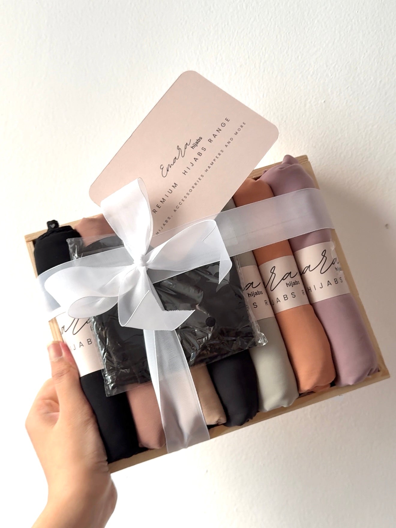 Premium Chiffon Hamper.