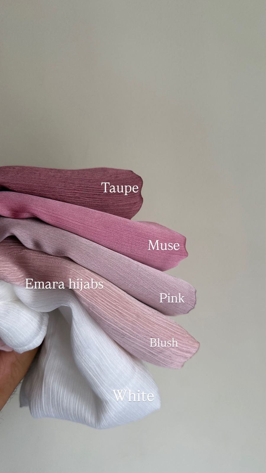 MUNA SATIN