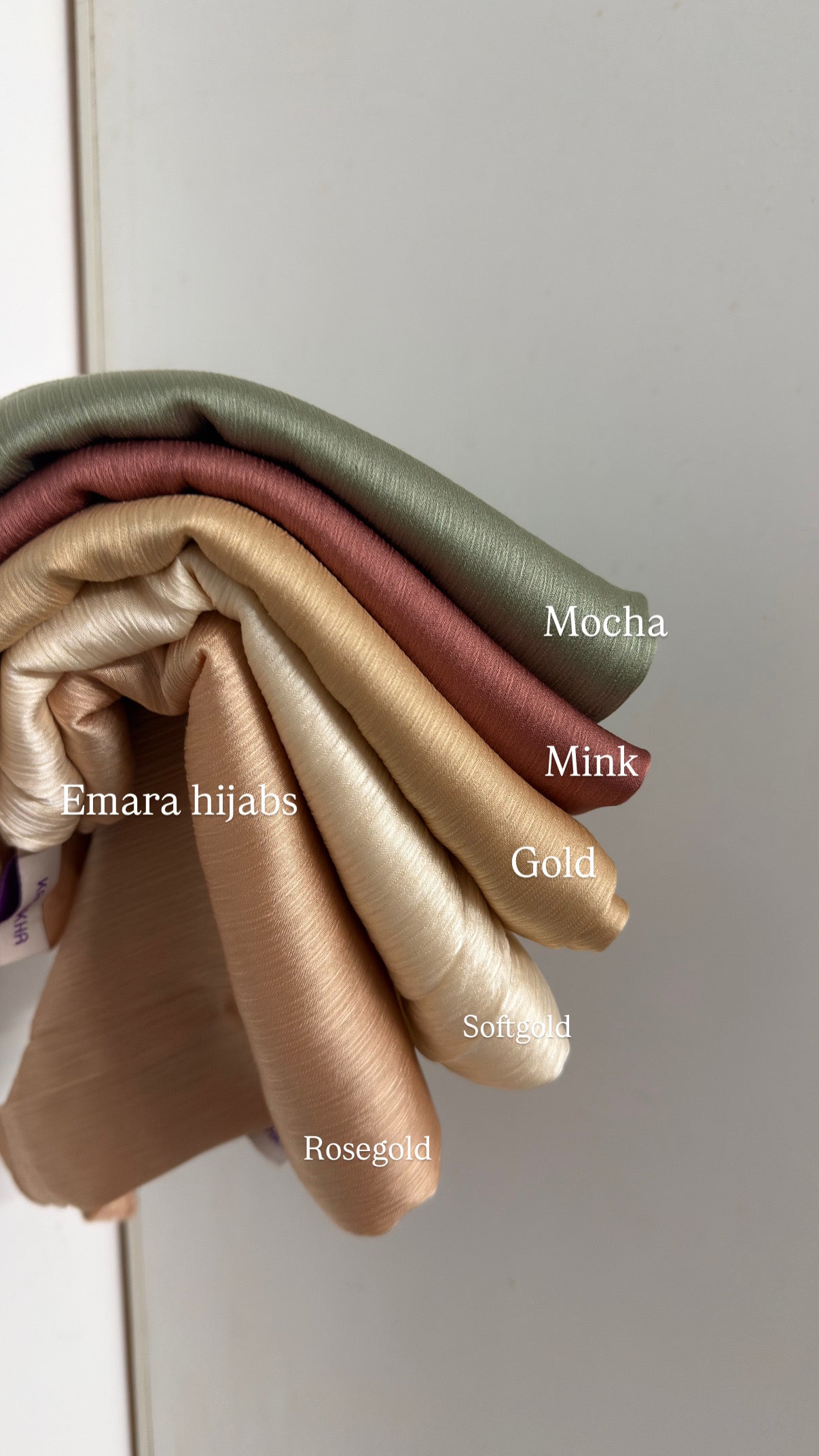 MUNA SATIN
